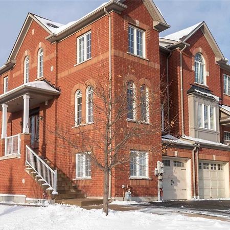 Jazzy Home Stay Mississauga Exteriör bild